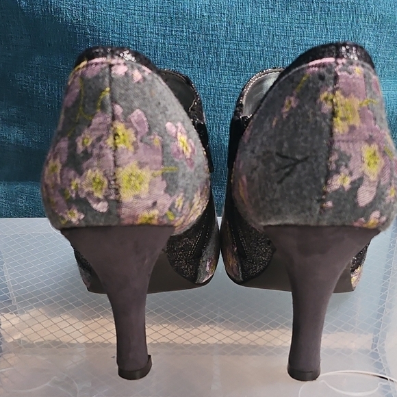 Gray Floral Ankle Booties with Side Zip - Picture 5 of 12